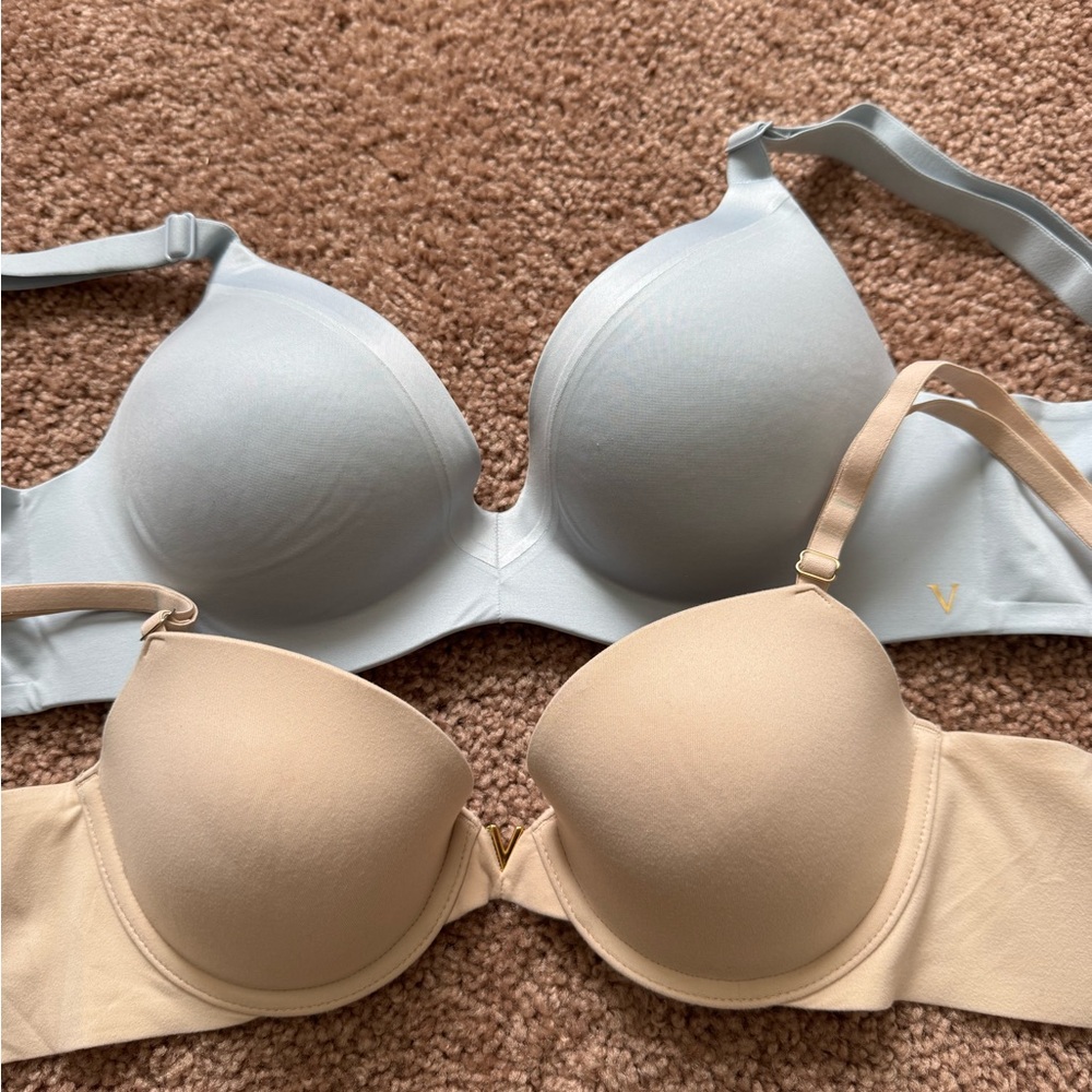 Victoria's Secret Light Blue 32C Very Sexy Wireless Push Up Bra Tan T Shirt Bra